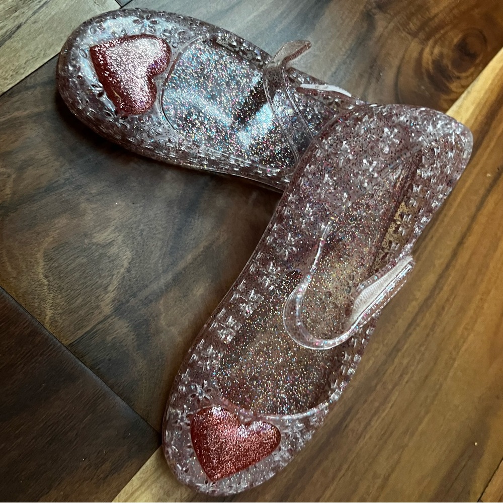 Girls Pink jelly shoes